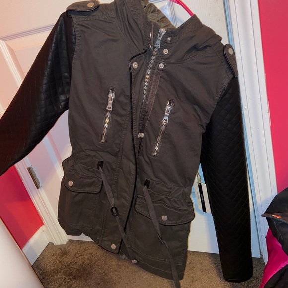 Forever 21 Faux Fur Coat - Picture 1 of 3